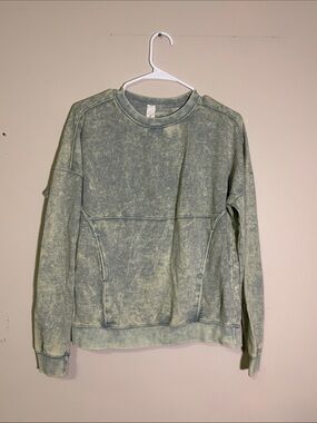 Acid Wash Sage Green Crewneck Sweatshirt OVERSIZED!! NWT